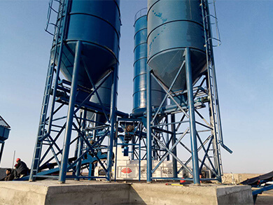 Instalación de planta de concreto en la provincia de Xinjiang