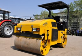 Rodillo compactador pequeño diseñado para trabajos en alta altitud