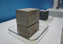 Detalle de homogeneidad en la mezcla de concreto vibrado