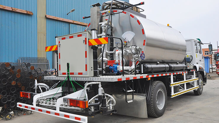 Cotización de Camion Distribuidor de Asfalto