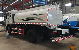 Se ordenaron camiones regadores de agua para un proyecto clave en Shangrao, Jiangxi